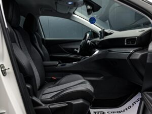 Peugeot 3008 2018 6/14