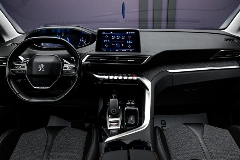 Peugeot 3008 2018 5/14