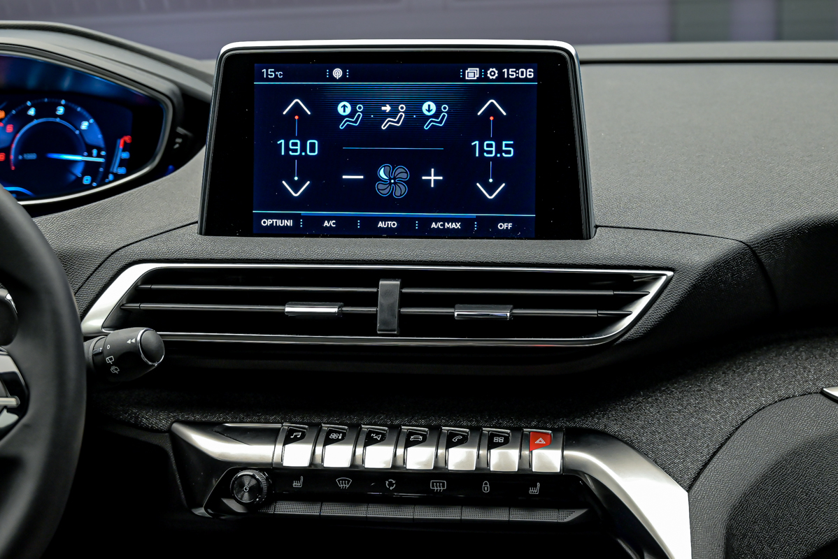 Peugeot 3008 2019 10/14