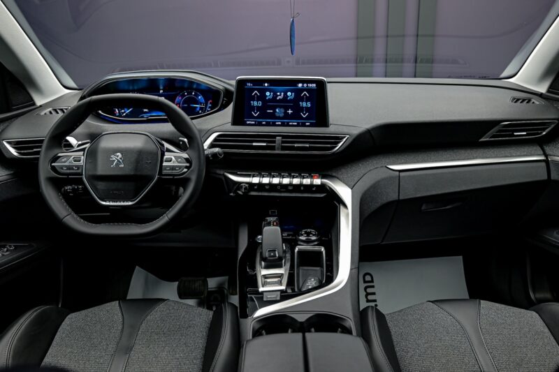 Peugeot 3008 2019 5/14