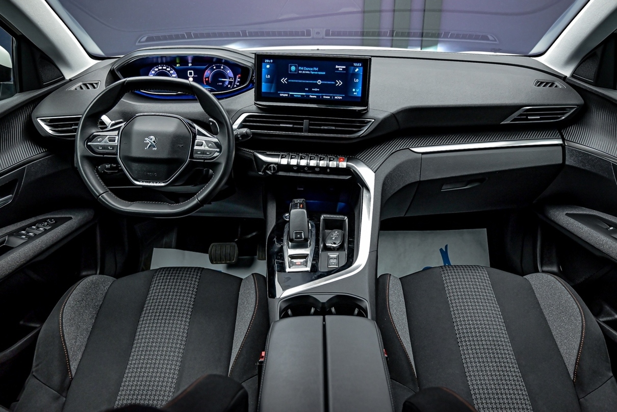 Peugeot 3008 2021 5/14