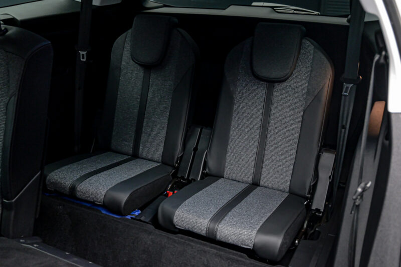 Peugeot 5008 2018 8/14