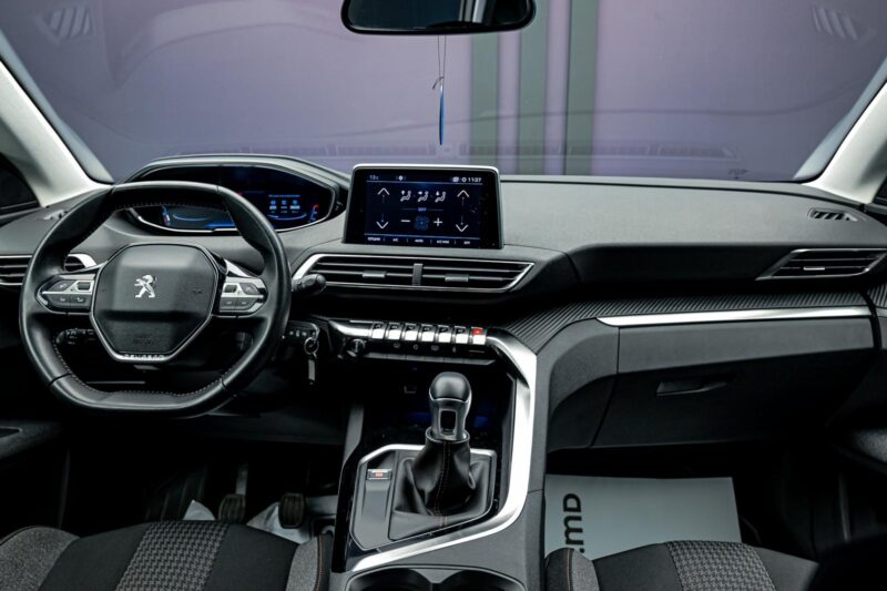 Peugeot 5008 2020 5/12