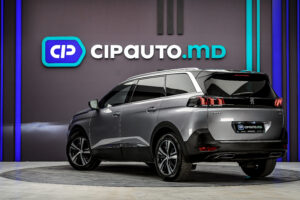 Peugeot 5008 GT Line2021 2/13