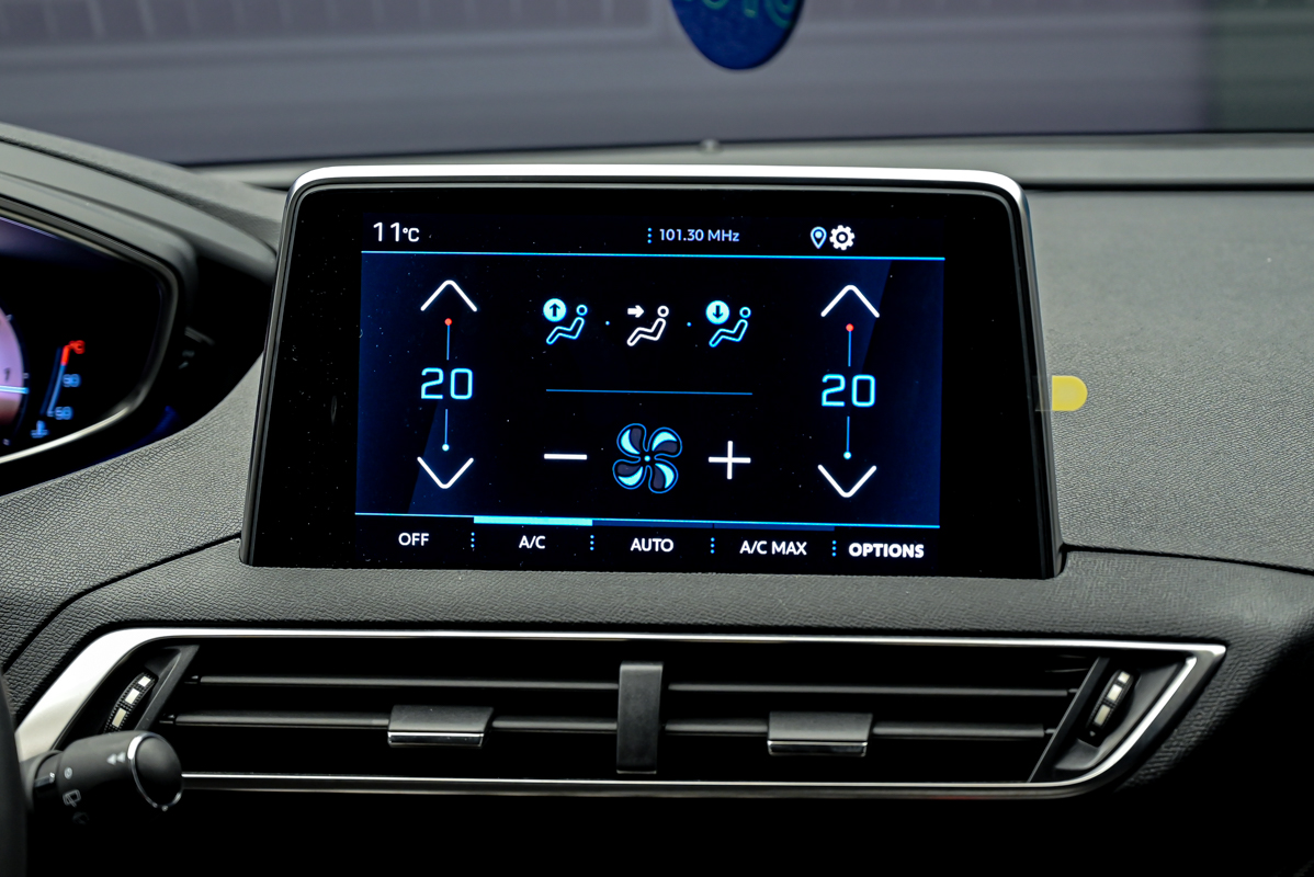 Peugeot 5008 2023 11/15