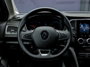 Renault Megane 2021 9/12