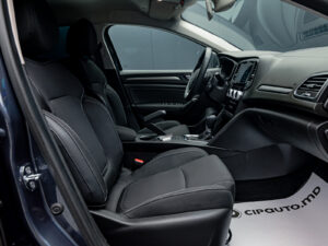 Renault Megane 2021 6/12