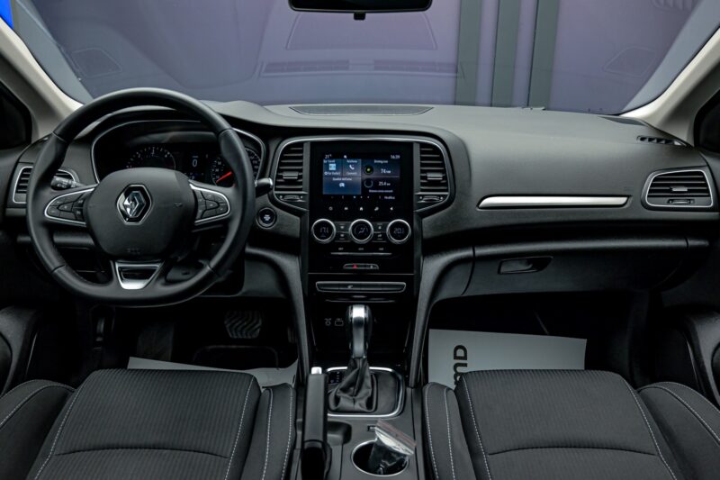 Renault Megane 2021 5/12