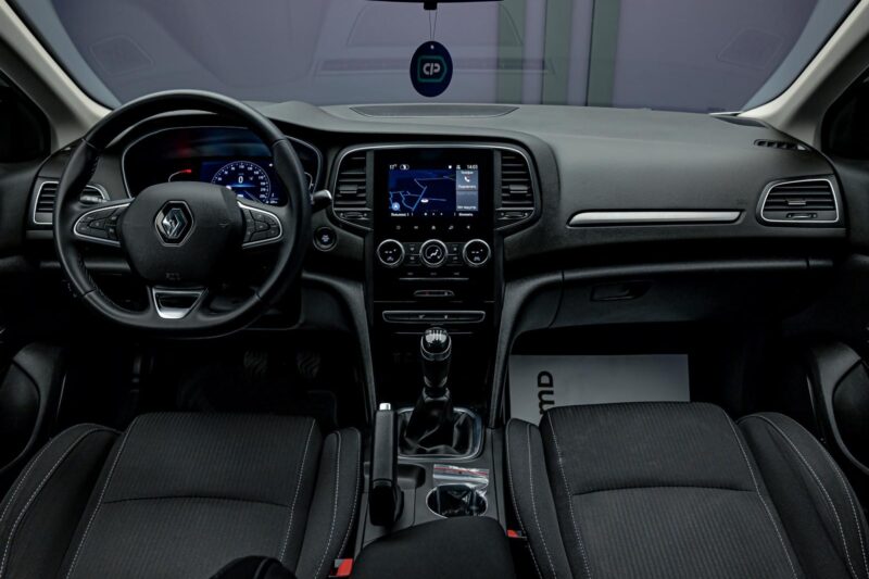 Renault Megane 2021 5/12