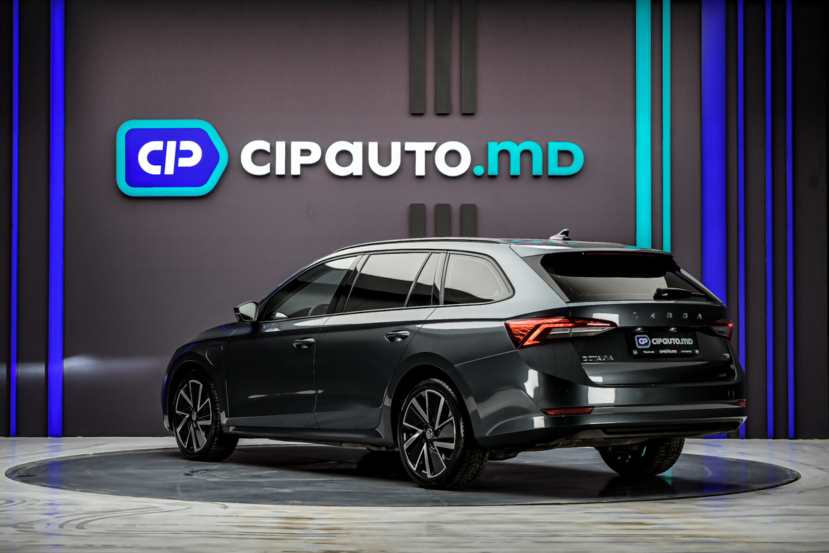 Skoda Octavia 2021 2/16