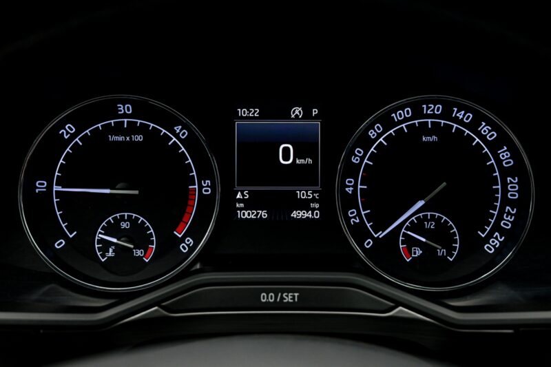 Skoda Superb 2017 8/15