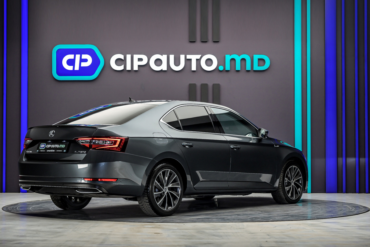 Skoda Superb 2017 3/15