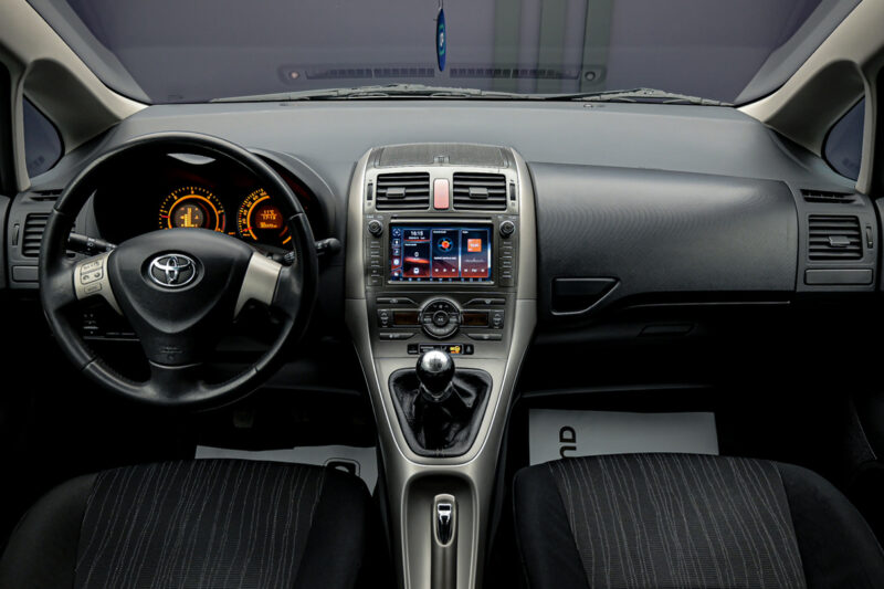 Toyota Auris 2007 5/12