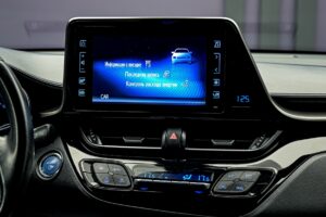 Toyota C-HR 2018 10/13