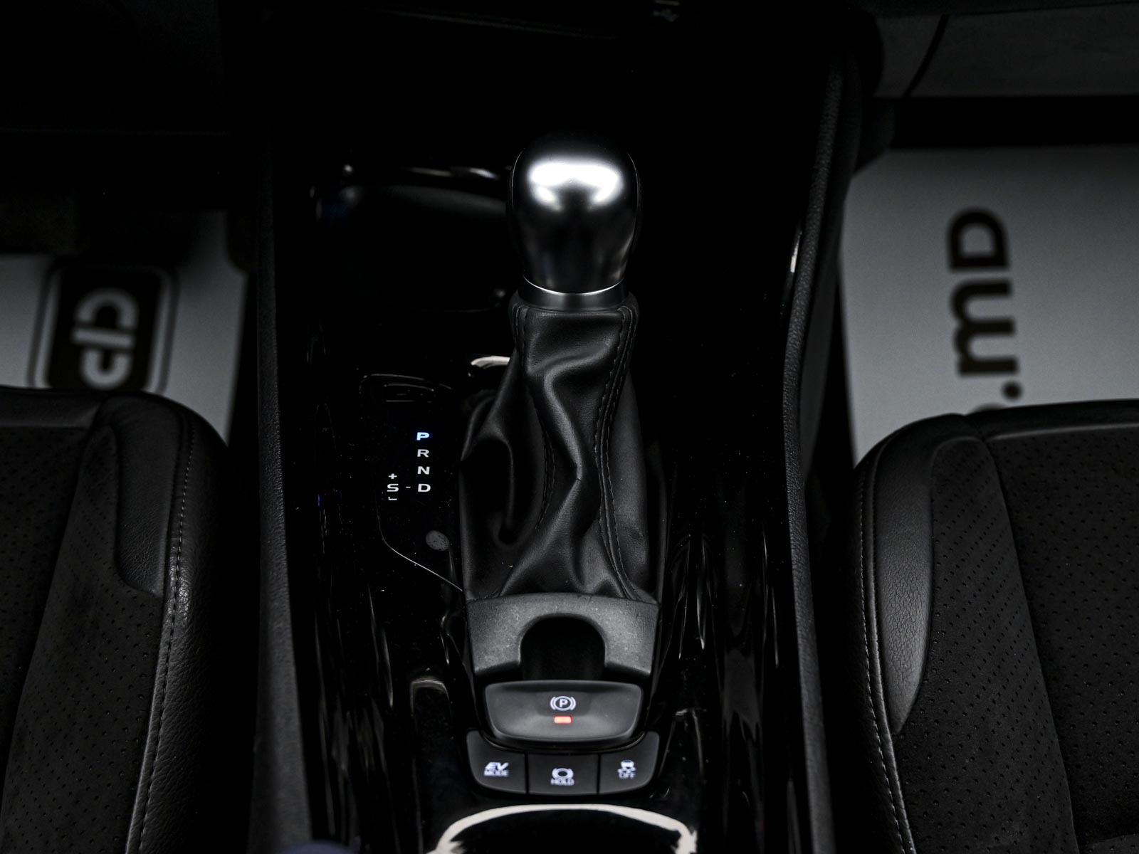 Toyota C-HR 2020 12/15