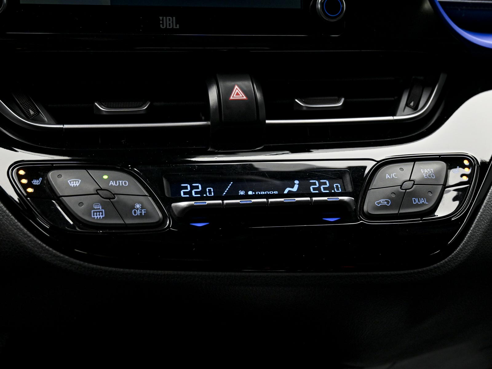 Toyota C-HR 2020 11/15