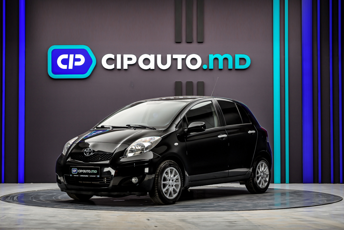 Toyota Yaris 2011 1/13