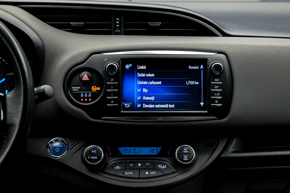 Toyota Yaris 2018 10/13