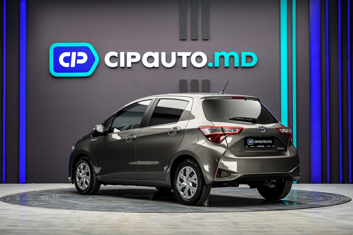 Toyota Yaris 2019 2/12