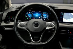 Volkswagen Golf 2021 9/13