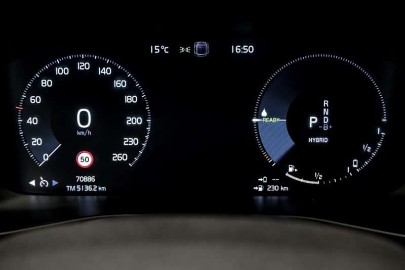 Volvo XC40 2020 8/13