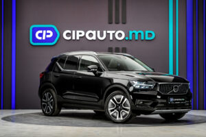 Volvo XC40 2021 4/14