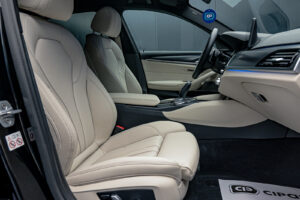 BMW 5 Series 530e2021 6/92