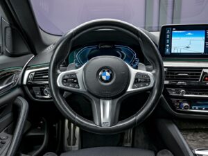BMW 5 Series 530e2021 9/15