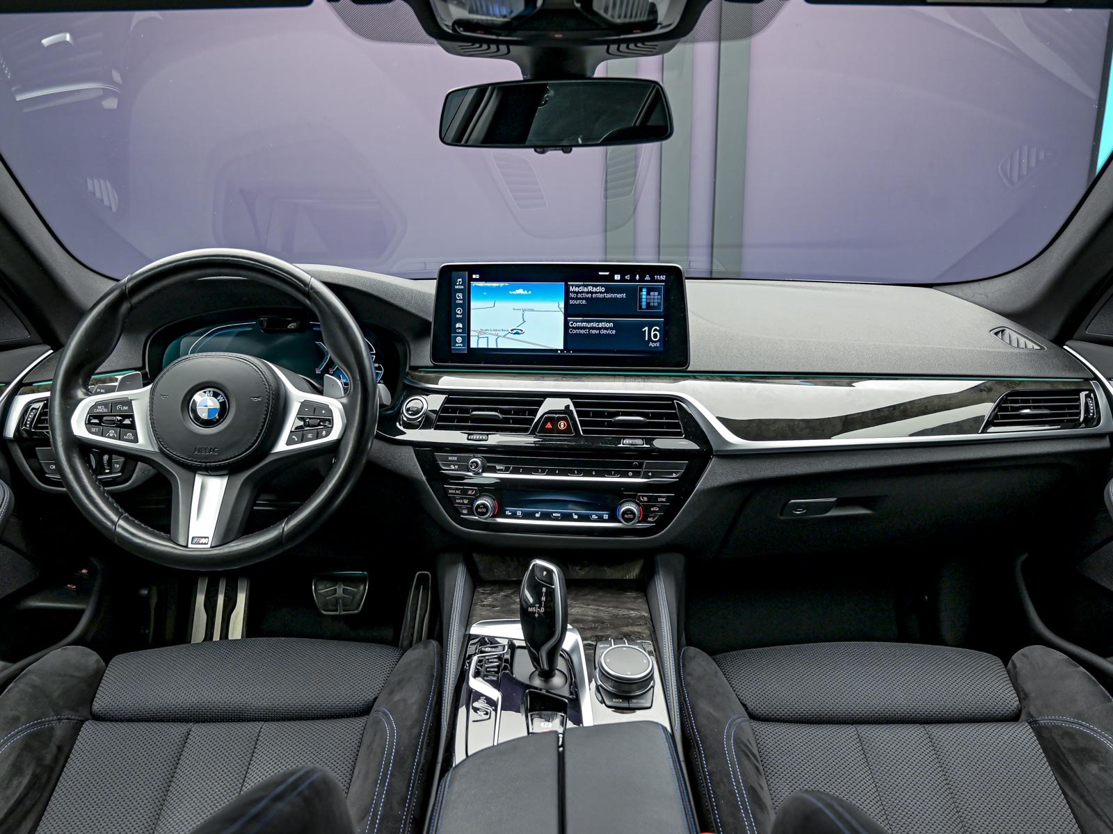 BMW 5 Series 530e2021 5/15