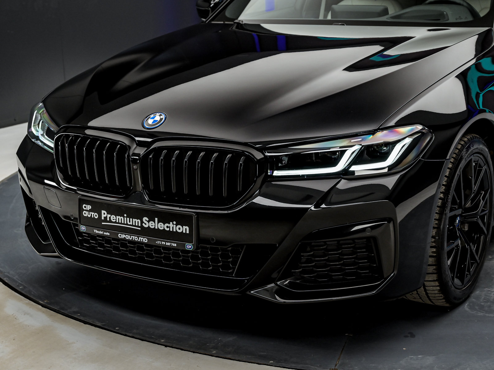 BMW 5 Series 530e2021 43/92