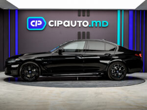 BMW 5 Series 530e2021 46/92