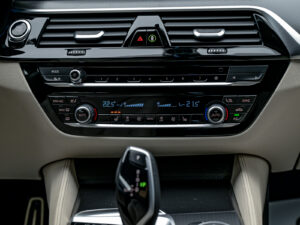 BMW 5 Series 530e2021 89/92