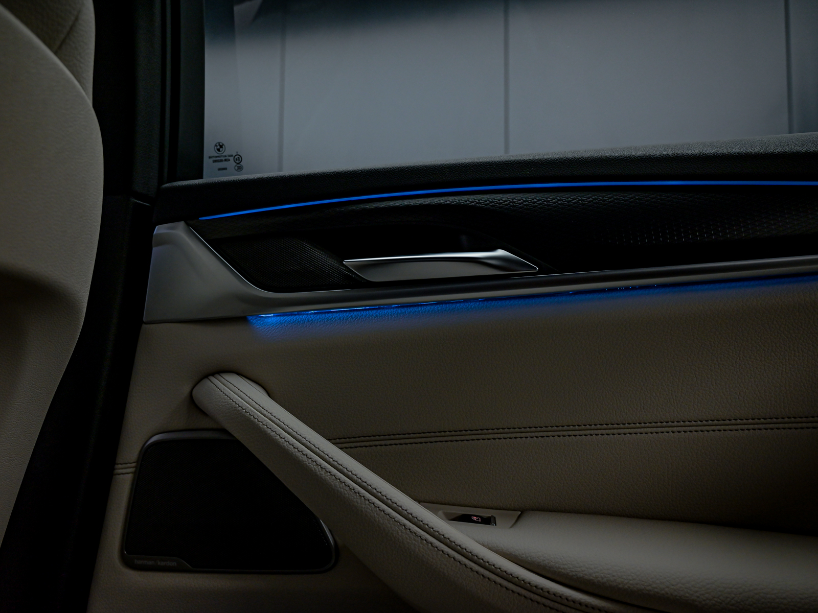 BMW 5 Series 530e2021 92/92