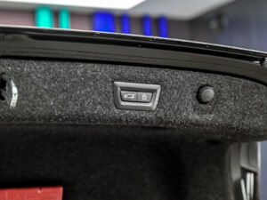 BMW 5 Series 530e2021 22/92