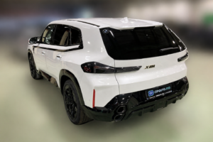 BMW XM 2024 2/10