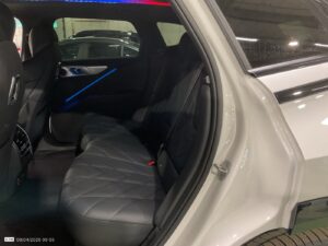 BMW XM 2024 7/10