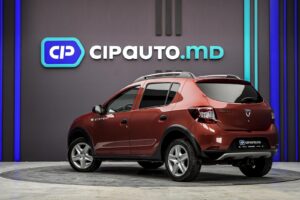 Dacia Sandero Stepway 2013 2/11