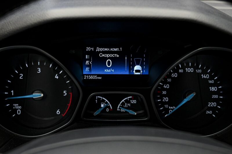 Ford Focus 2016 8/13