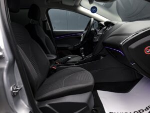 Ford Focus 2016 6/13