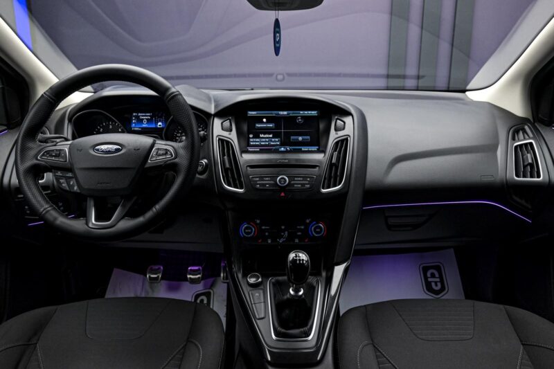 Ford Focus 2016 5/13