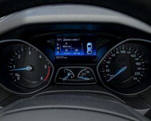 Ford Focus 2017 8/12