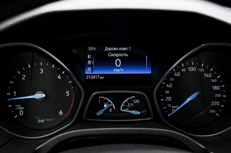 Ford Focus 2017 8/13