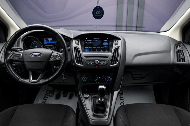 Ford Focus 2017 5/13
