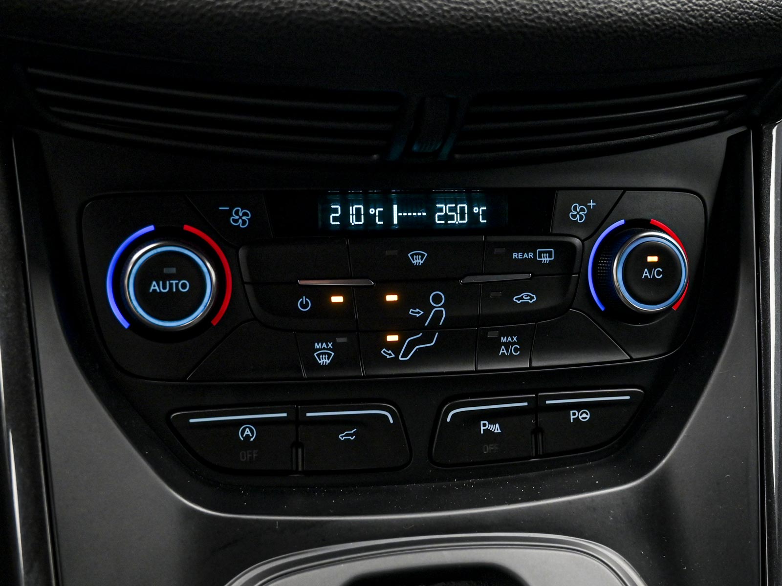 Ford Kuga 2019 10/14