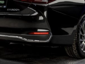 Lexus ES Series 300H2019 33/83