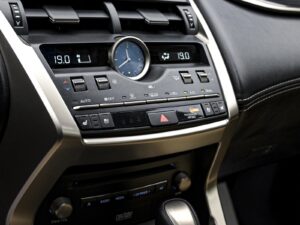 Lexus NX 300h2020 65/98