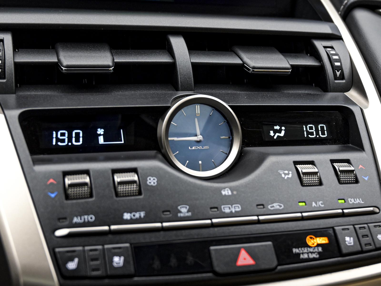 Lexus NX 300h2020 93/98