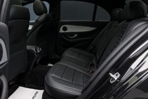 Mercedes-Benz E-Class E300de2021 7/15