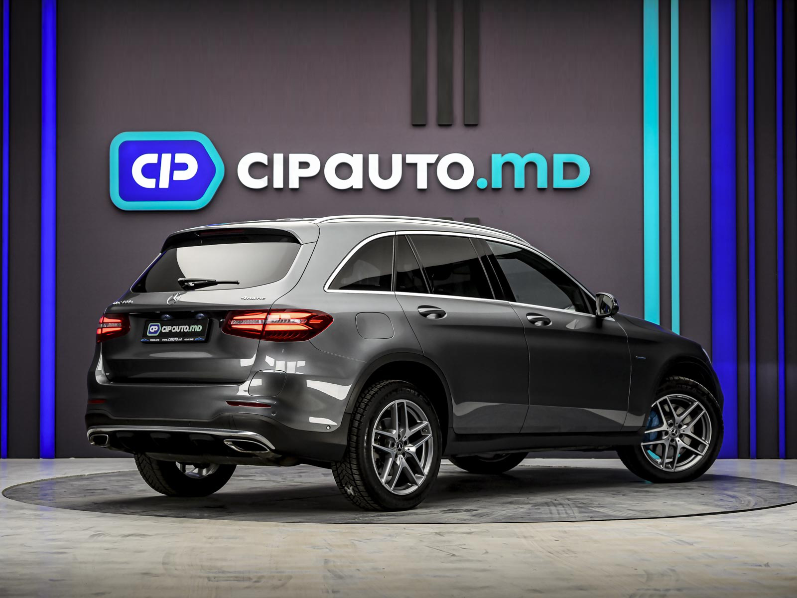 Mercedes-Benz GLC 350e2017 3/15