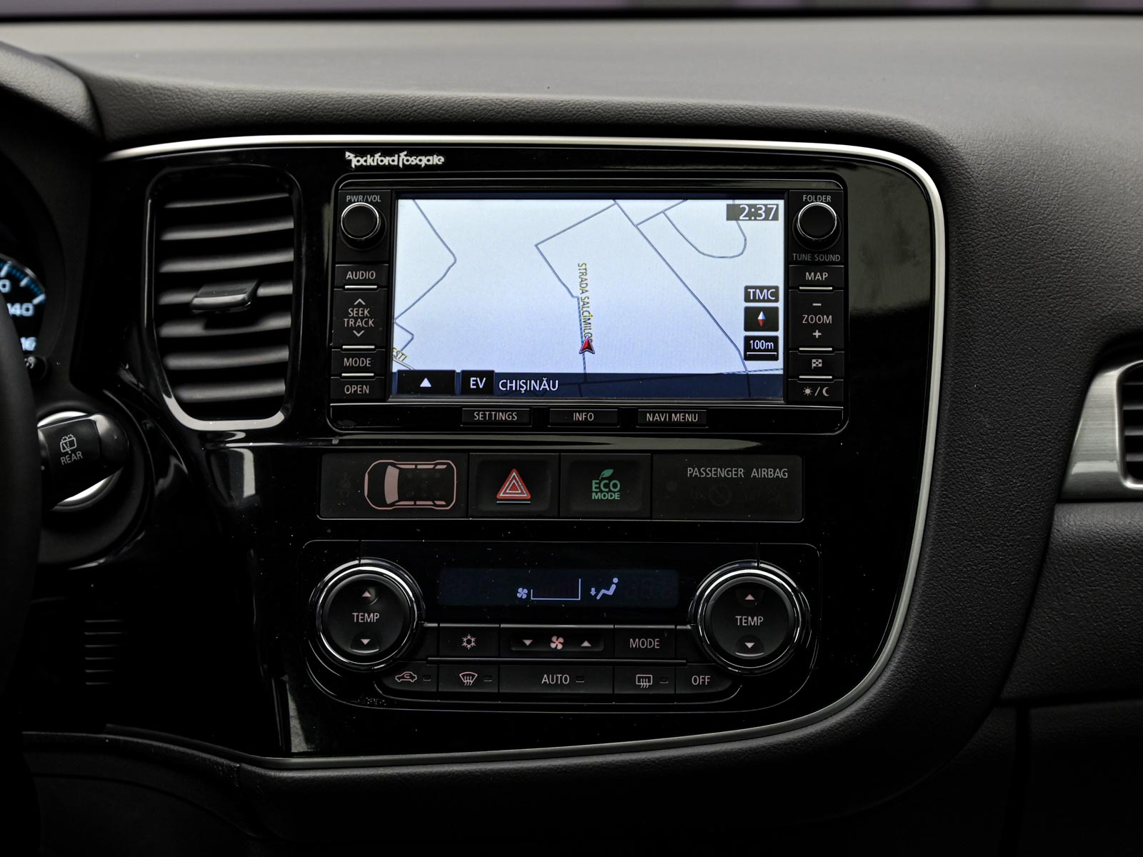 Mitsubishi Outlander 2013 10/14